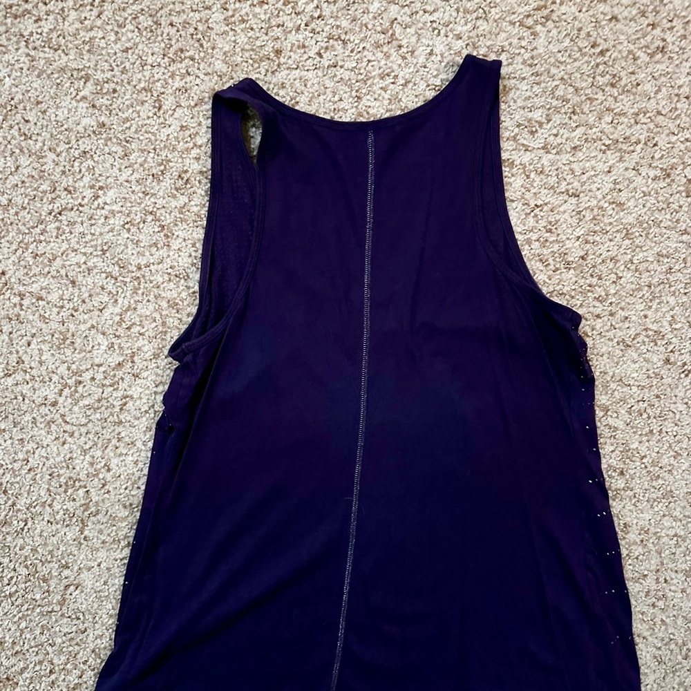 Express Tank Top - Picture 2 of 3